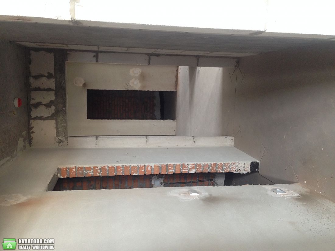 Sell 4-room apartment. Киев,  Урловская — photo 1