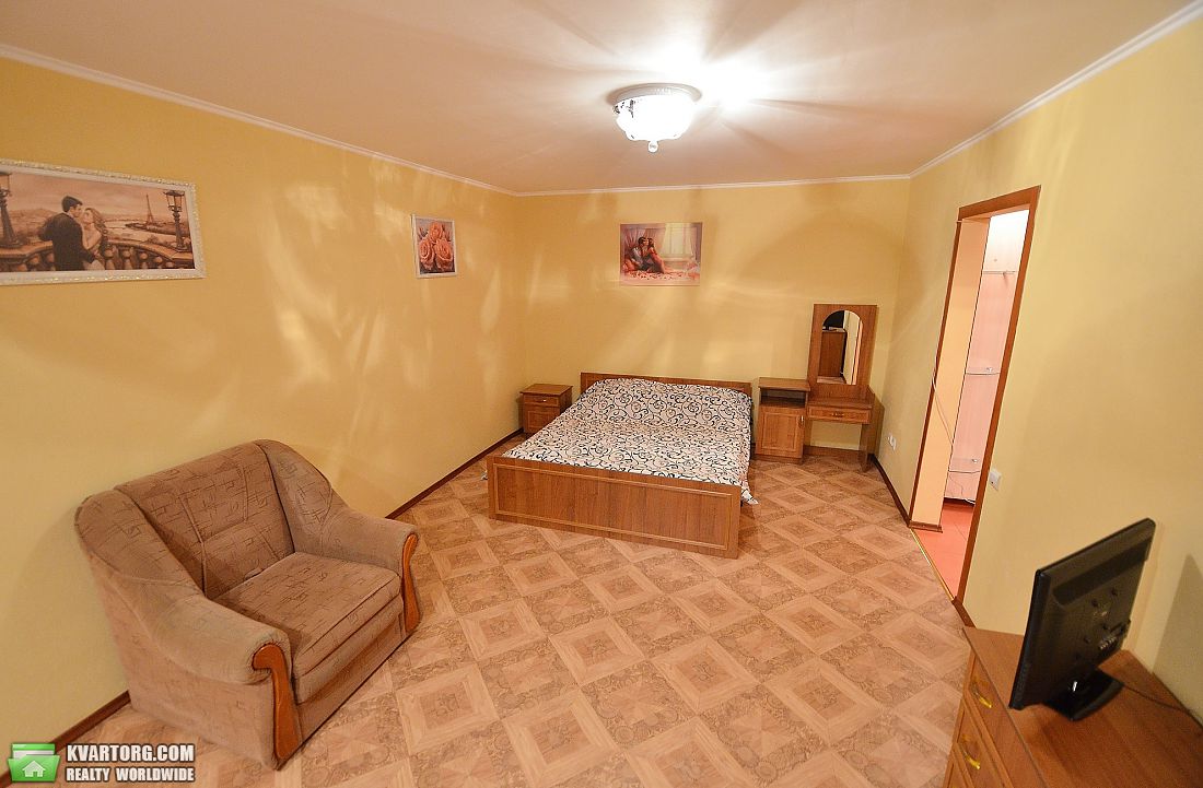 Rent out 1-room apartment. Николаев, Соборная — photo 7