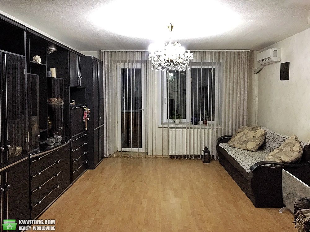 Sell 3-room apartment. Киев,  Чаадаева — photo 2