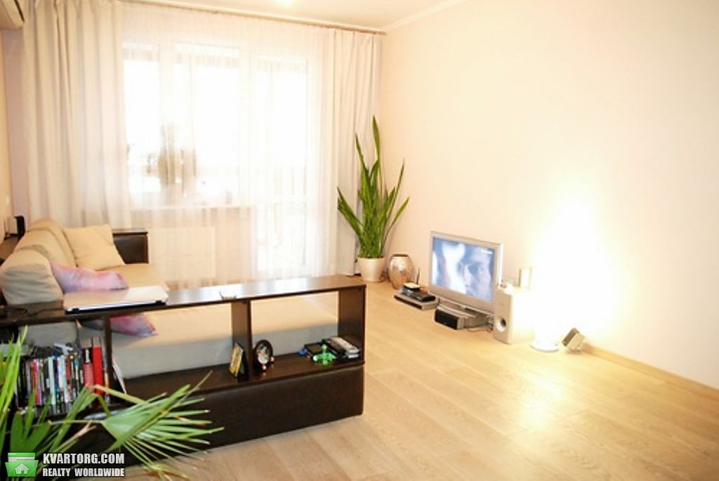 Sell 2-room apartment. Киев, просп. Голосеевский — photo 3