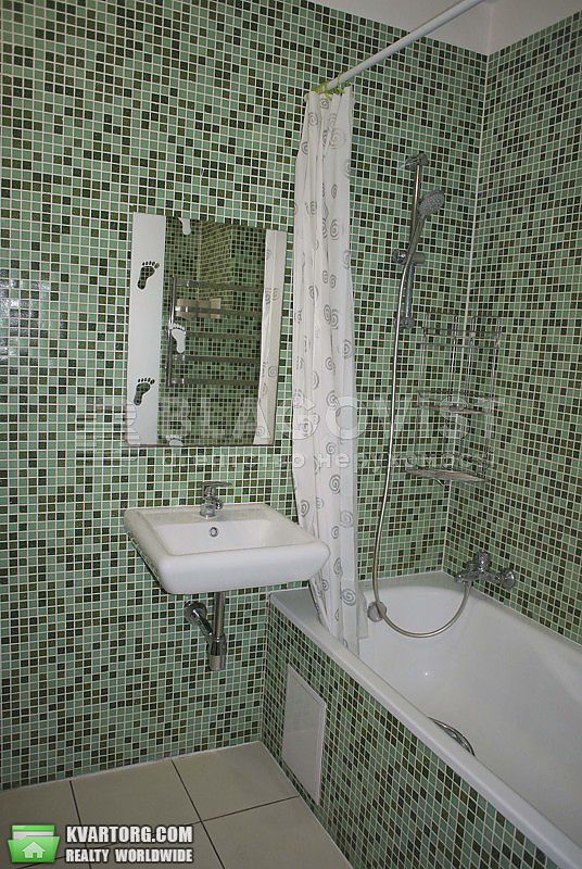 Rent out 1-room apartment. Киев,  Забилы — photo 5