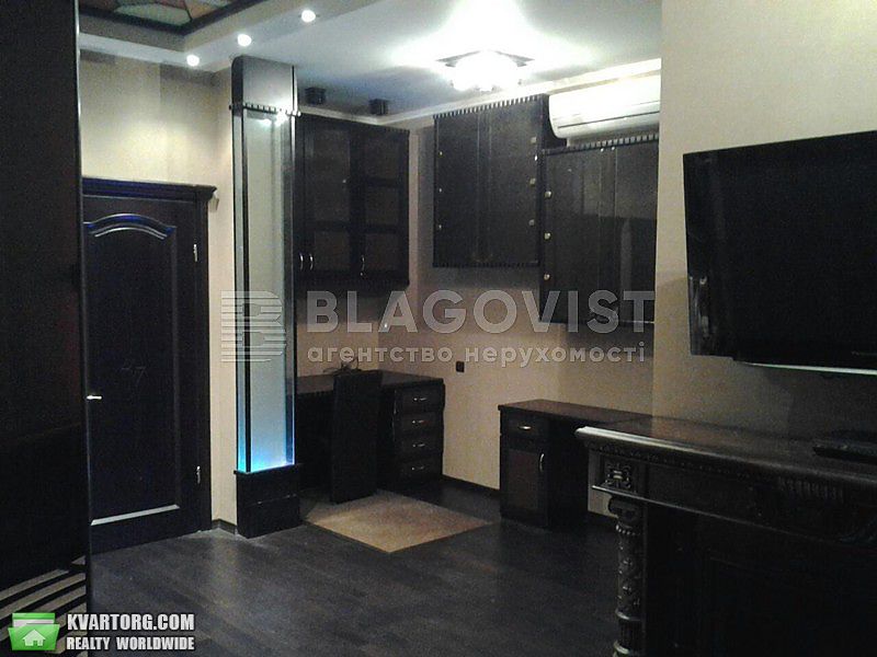 Rent out 2-room apartment. Киев,  Героев Сталинграда пр — photo 5
