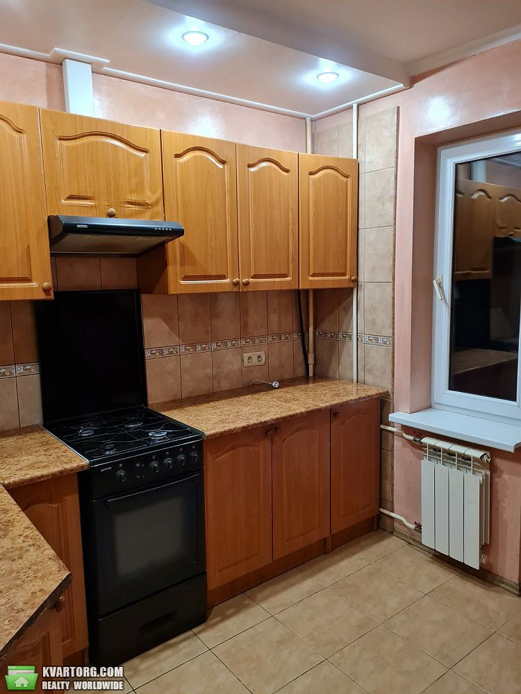 Rent out 3-room apartment. Киев,  Ушакова — photo 8