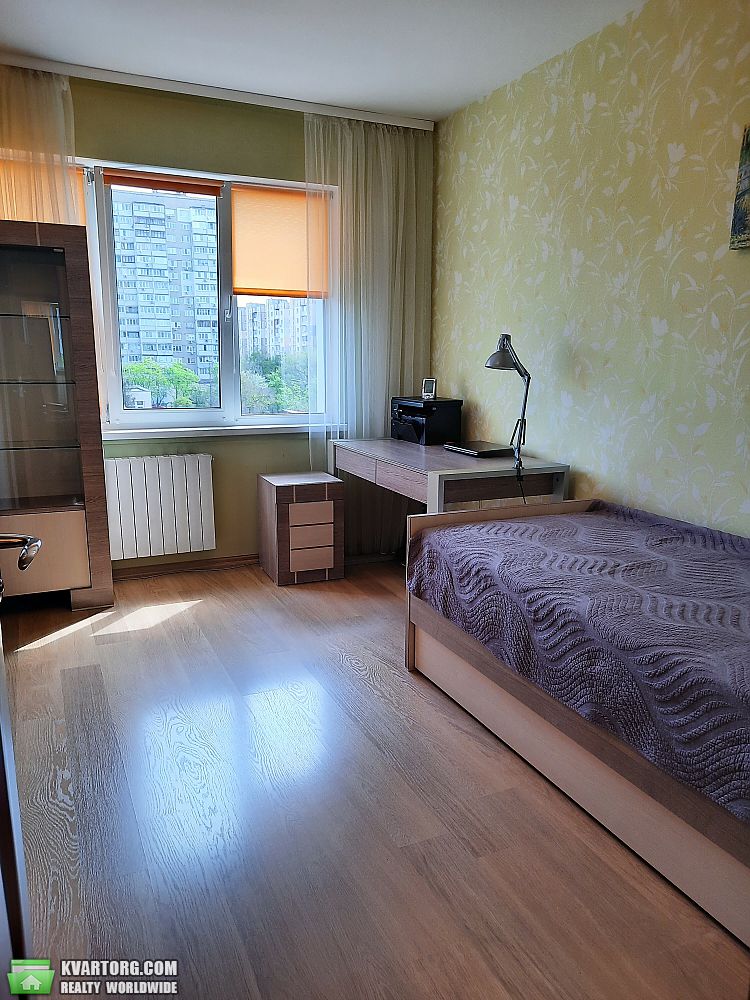 Sell 3-room apartment. Киев,  Озерная — photo 10