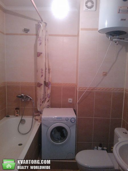 Sell 1-room apartment. Киев, Эрнста — photo 2