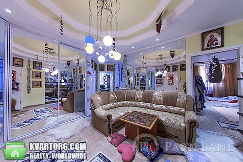 Sell 3-room apartment. Киев,  Дмитриевская — photo 1