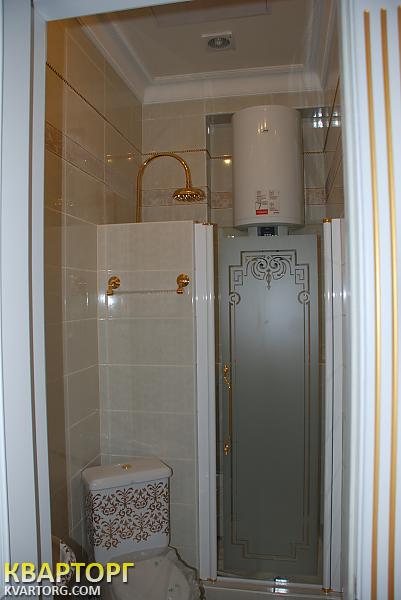 Sell 3-room apartment. Киев,  Заньковецкой — photo 2