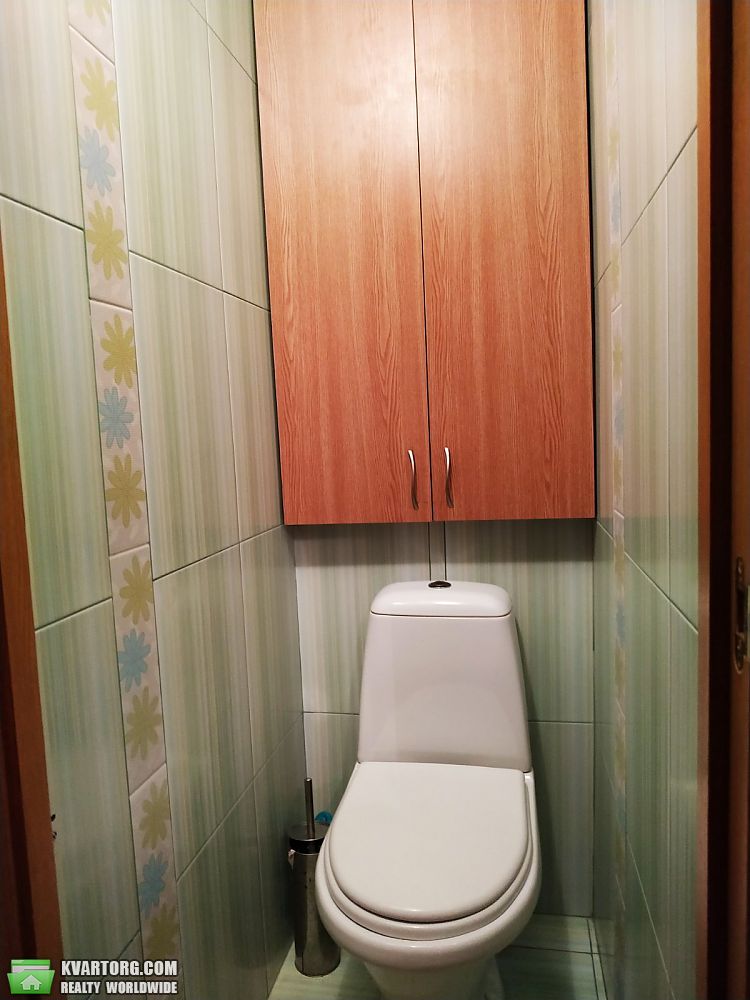 Rent out 1-room apartment. Киев,  Киото — photo 9