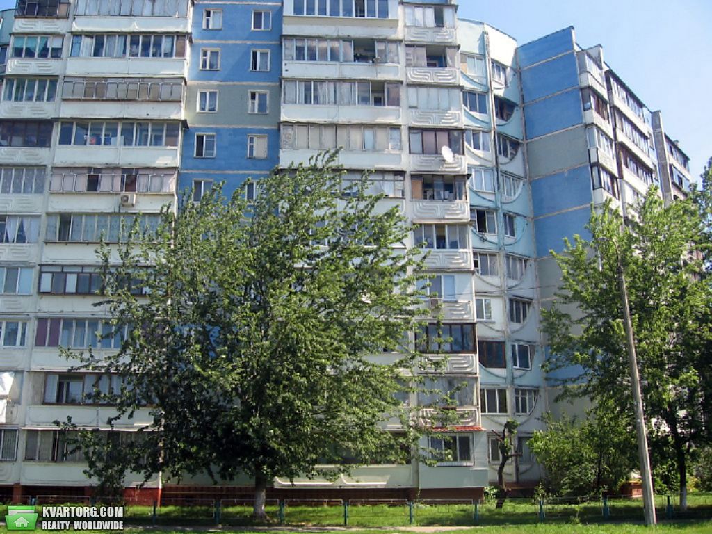 Sell 3-room apartment. Киев,  Бережанская — photo 1