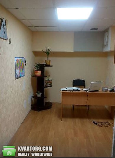 Rent out office. Киев, соборности — photo 1