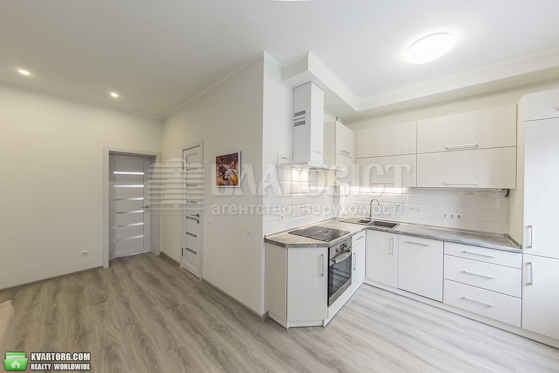 Rent out 2-room apartment. Киев,  Мазепы Ивана — photo 8