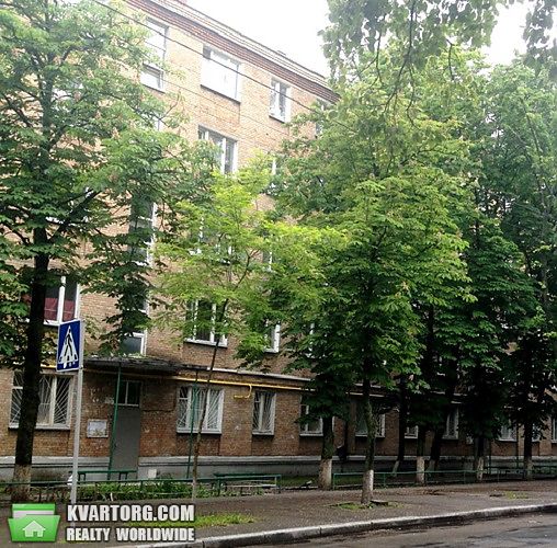 Sell 3-room apartment. Киев,  Салютная — photo 4