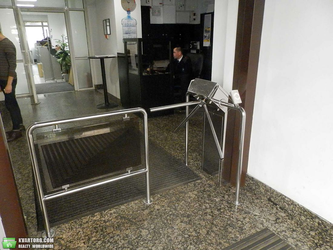 Rent out office. Киев,  Владимирская — photo 7