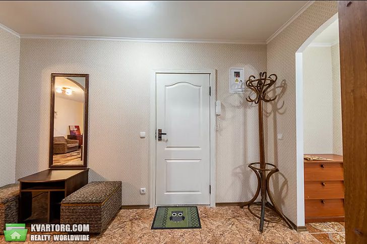 Rent out 2-room apartment. Киев,  Саксаганского — photo 2