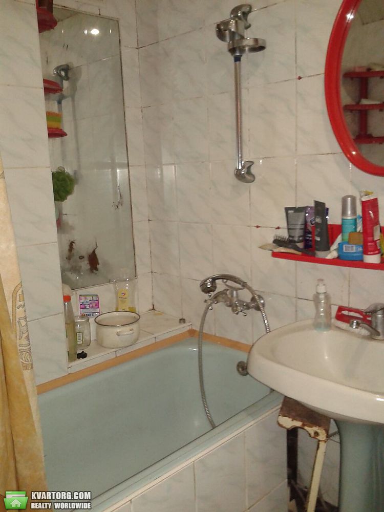 Rent out 3-room apartment. Киев,  Курбаса — photo 1