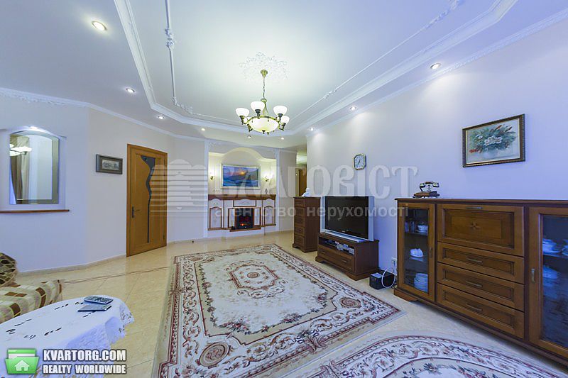 Rent out 3-room apartment. Киев,  Кловский спуск — photo 4
