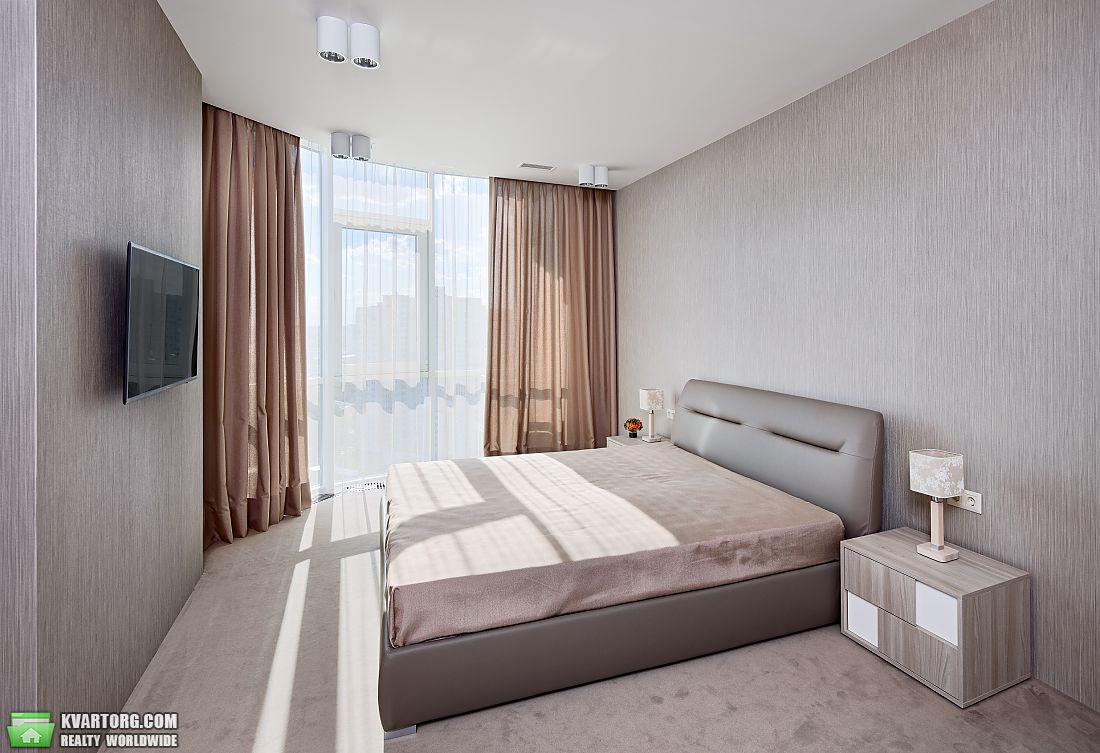 Sell 3-room apartment. Киев,  Драгомирова — photo 5