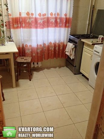Rent out 1-room apartment. Киев,  Введенская — photo 2