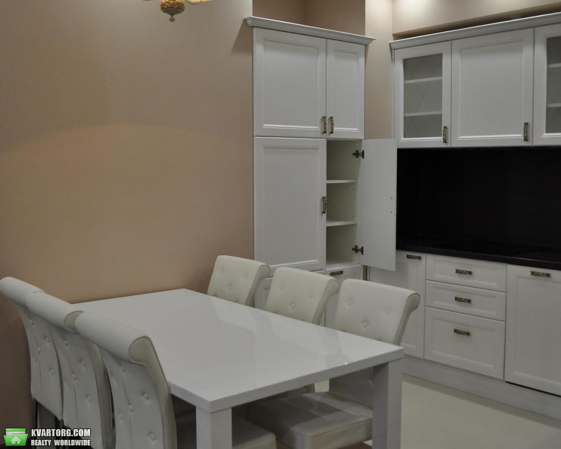 Rent out 3-room apartment. Киев,  Драгомирова — photo 3