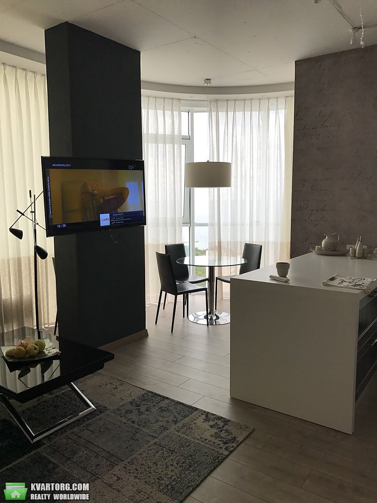 Sell 2-room apartment. Одесса, Французский бульвар — photo 2