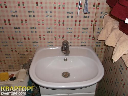Rent out 1-room apartment. Киев,  Героев Днепра — photo 3