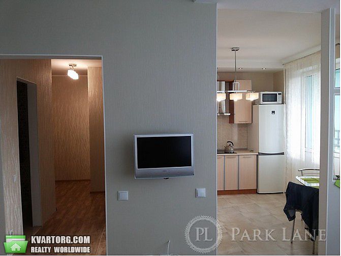 Sell 1-room apartment. Киев,  Феодосийская — photo 1