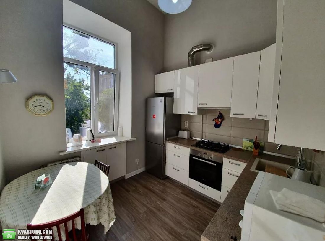 Rent out 3-room apartment. Киев,  Городецкого — photo 10