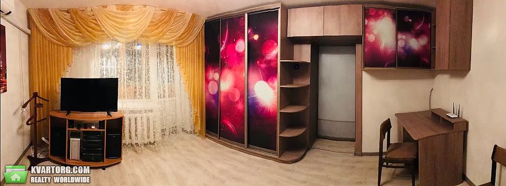 Rent out 1-room apartment. Киев,  Днепровская наб — photo 1