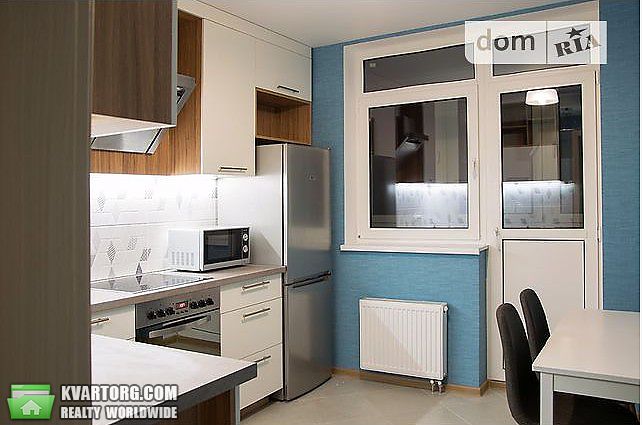 Rent out 2-room apartment. Киев,  Урловская — photo 2