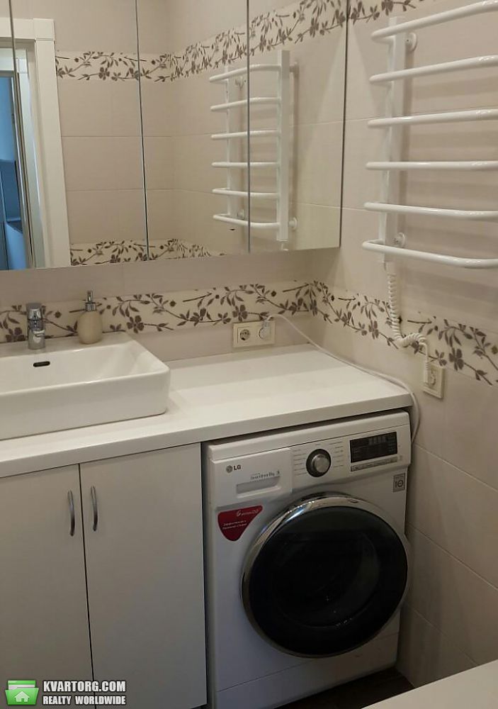 Rent out 3-room apartment. Киев, Сикорского — photo 5