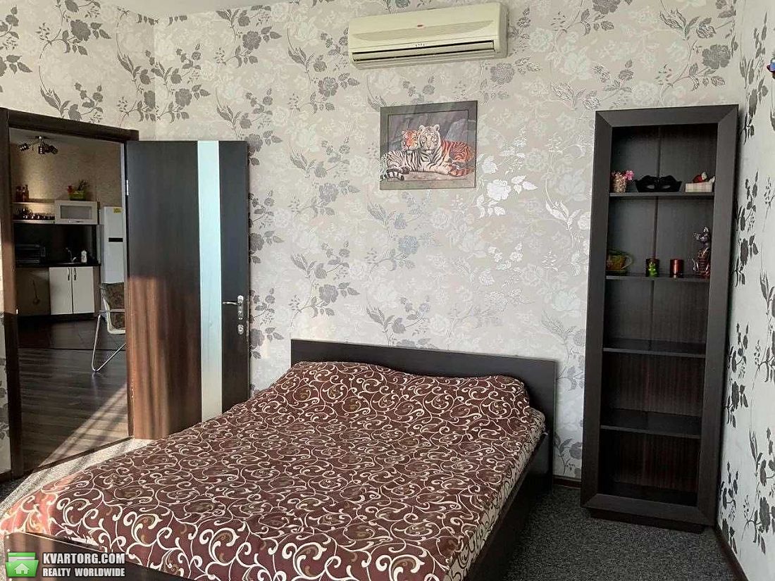 Rent out 3-room apartment. Днепропетровск, Королеви Єлизавети 2-й — photo 4