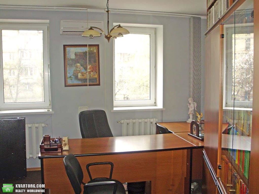 Rent out office. Киев, ул. Перспективная — photo 1