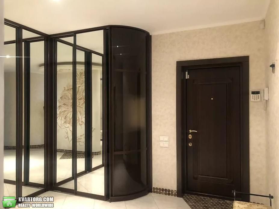 Rent out 3-room apartment. Киев,  Срибнокильская — photo 5