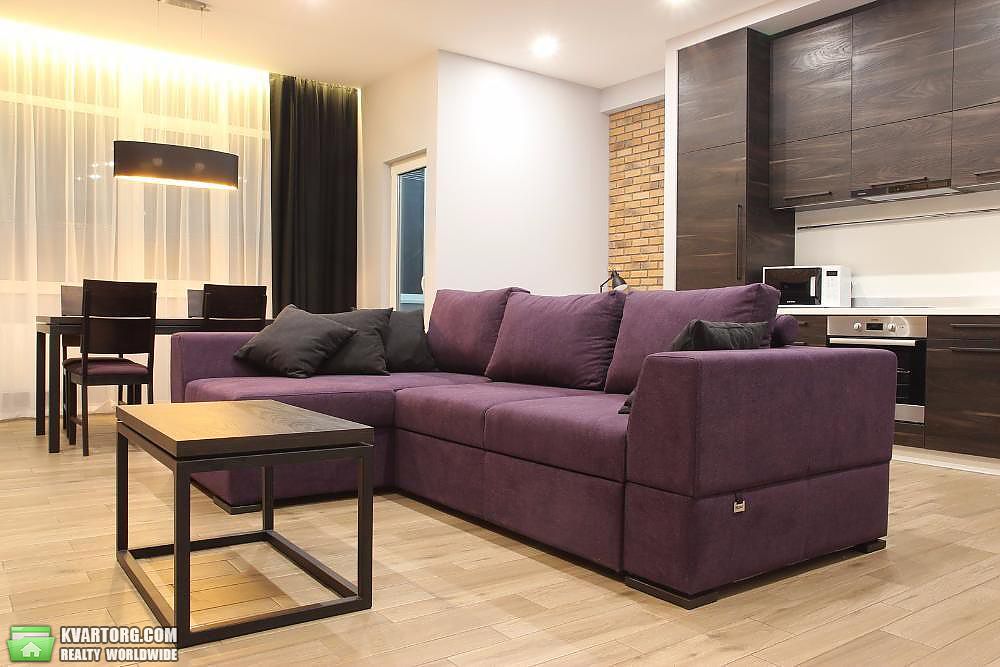 Rent out 2-room apartment. Киев,  Щорса — photo 1