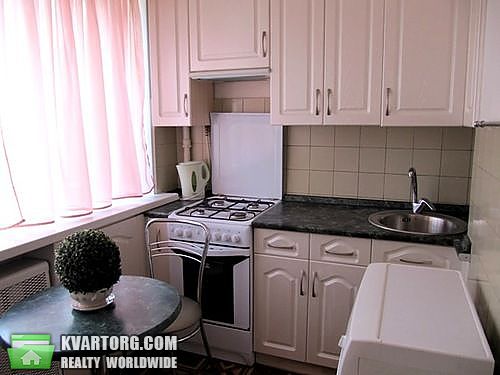 Rent out 2-room apartment. Киев,  Леси Украинки бул — photo 1