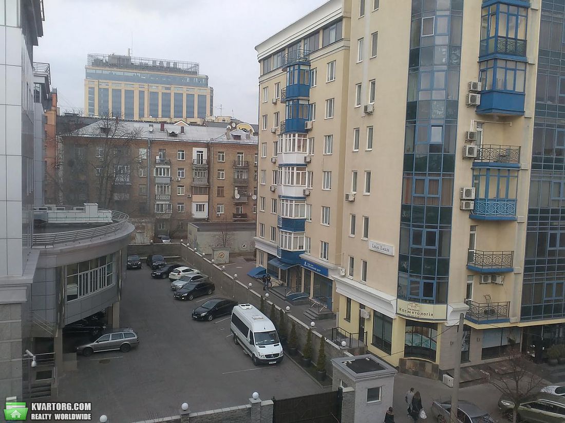 Rent out 2-room apartment. Киев,  Копыленко — photo 5
