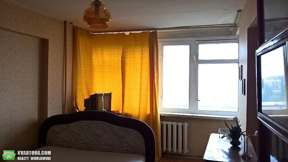 Sell 2-room apartment. Киев,  Харьковское шоссе — photo 2