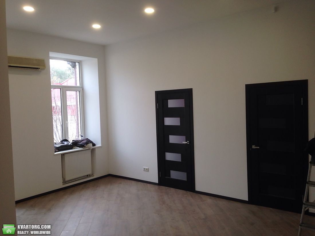 Rent out office. Киев,  Михайловская — photo 2
