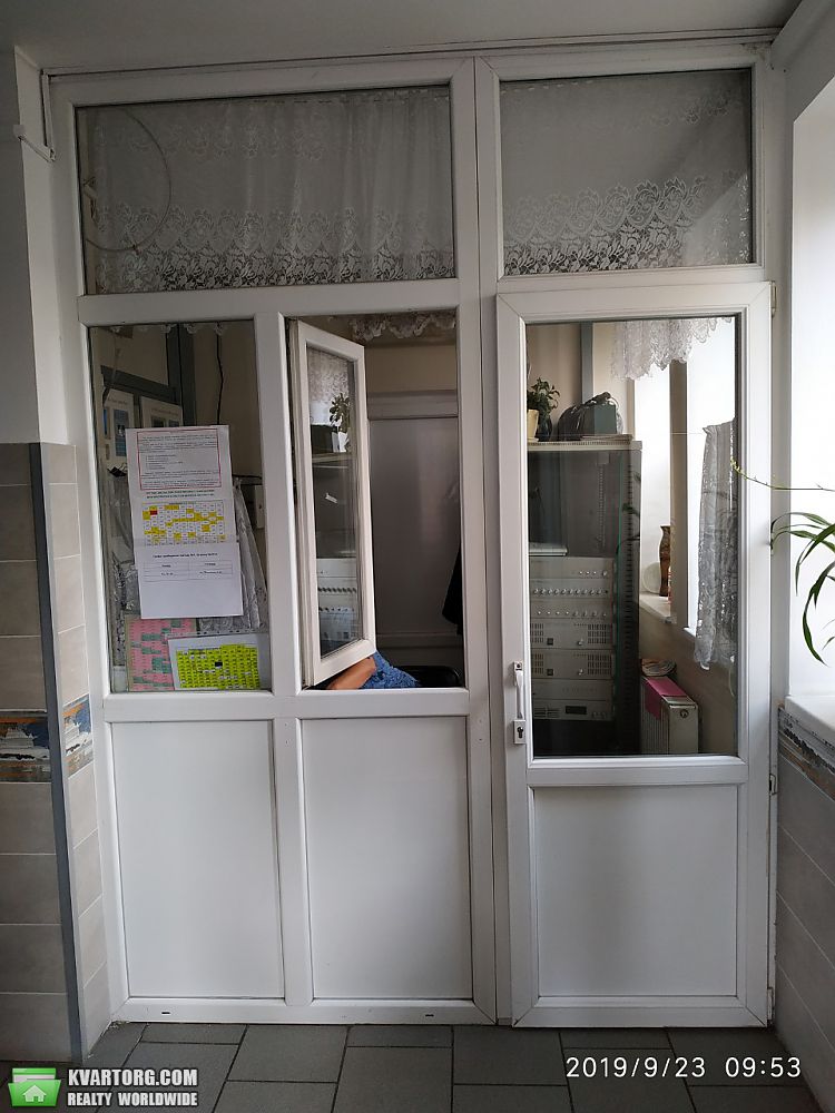 Sell 3-room apartment. Киев,  Голосеевская — photo 9