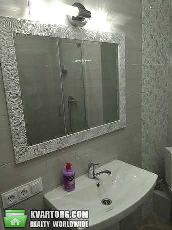 Rent out 1-room apartment. Киев,  Леси Украинки ул — photo 2