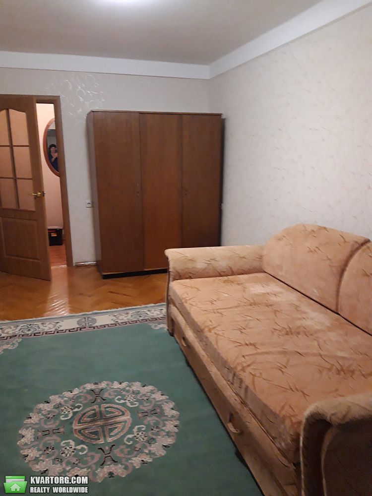 Rent out 1-room apartment. Киев, Бульвар Труда — photo 9