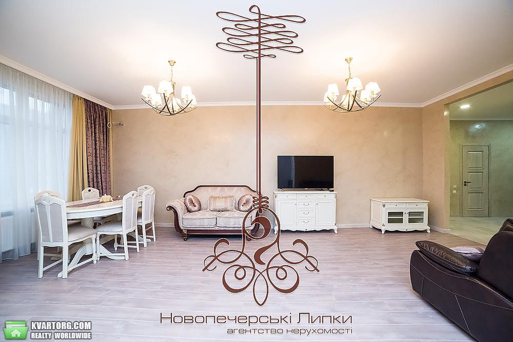 Sell 4-room apartment. Киев, Драгомирова — photo 1