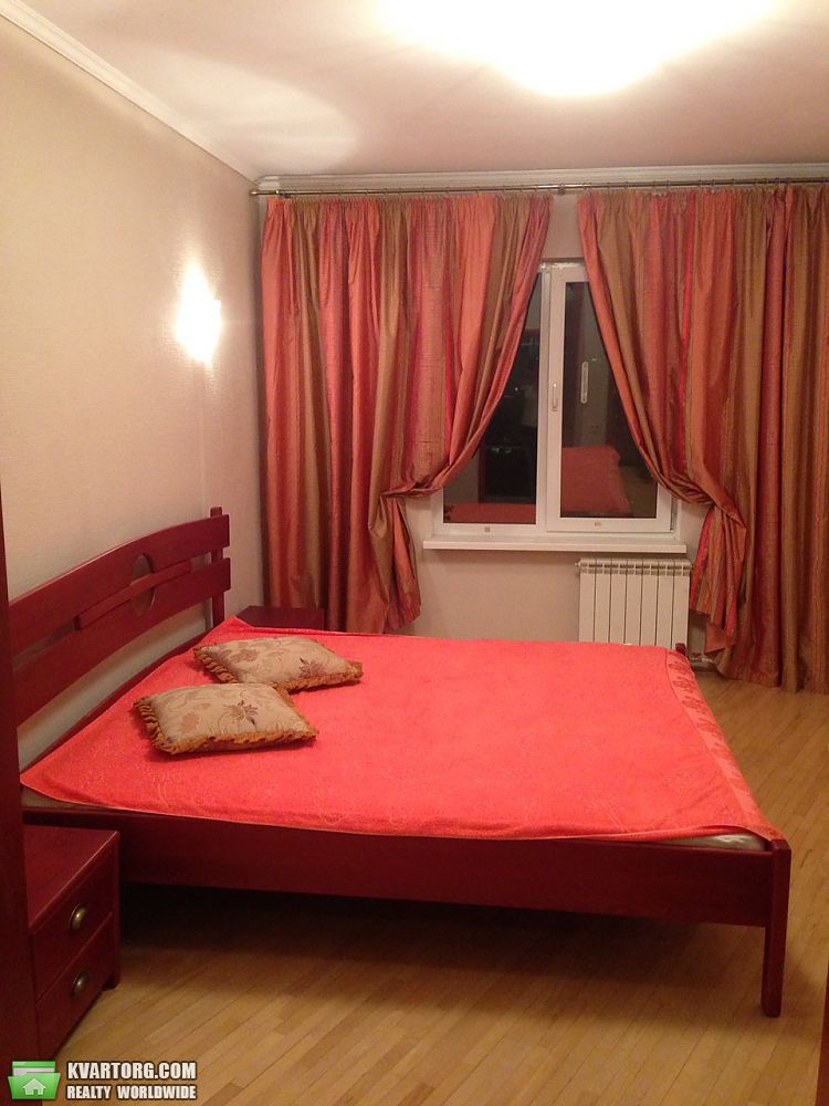 Rent out 2-room apartment. Киев, Леваневского — photo 1