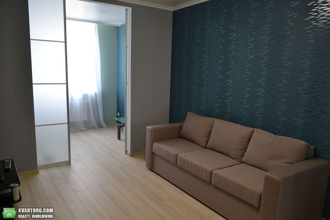 Rent out 1-room apartment. Киев,  Ломоносова — photo 4