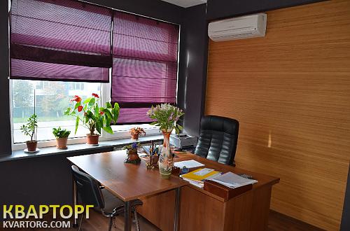Rent out office. Киев,  Новоконстантиновская — photo 1