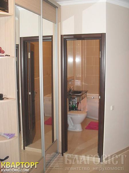 Sell 2-room apartment. Киев,  Днепровская наб — photo 10