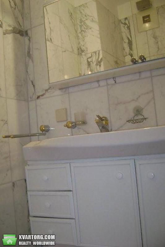 Rent out 2-room apartment. Киев,  Большая Васильковская — photo 9
