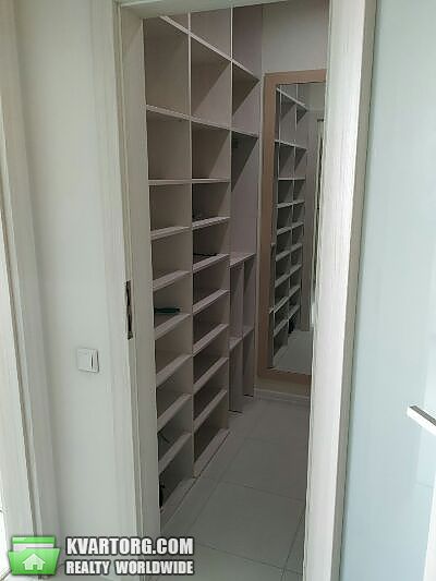 Rent out 2-room apartment. Киев, Сикорского — photo 4