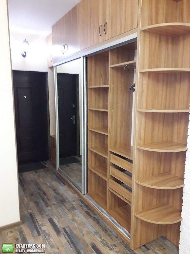Rent out 2-room apartment. Киев, 53-я Садовая — photo 5