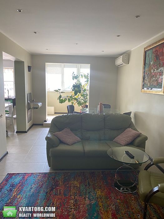 Sell 3-room apartment. Киев,  Яблонской — photo 2